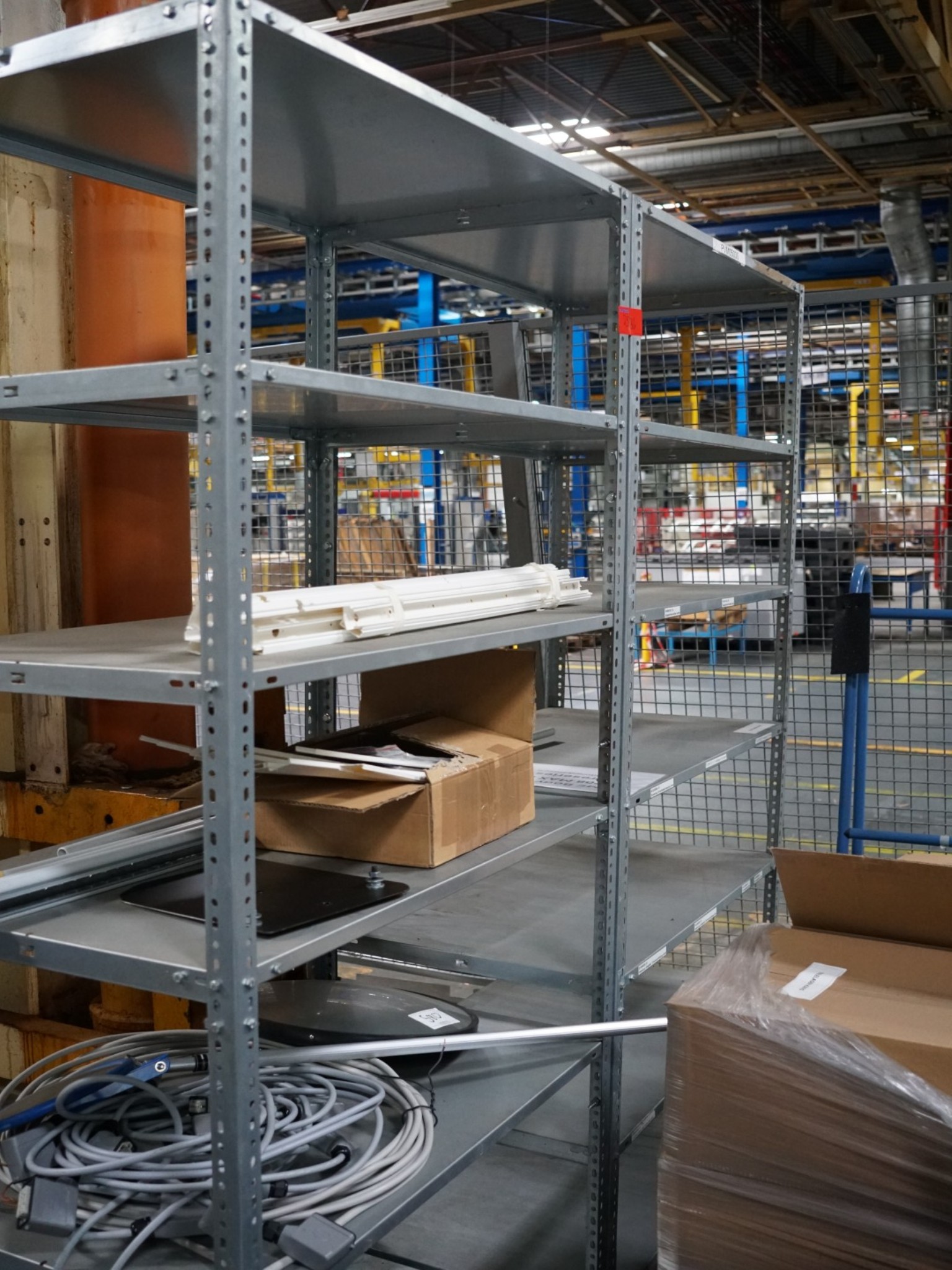 Bearbeitungszentren, metallbearbeitende Maschinen und Produktionslinien aus der Automobilindustrie-1