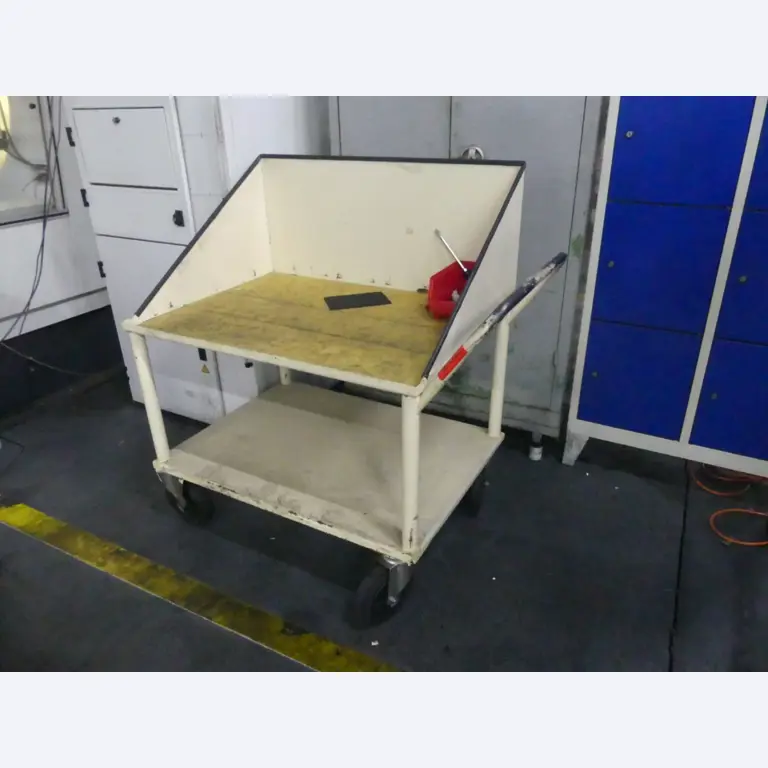 Bearbeitungszentren, metallbearbeitende Maschinen und Produktionslinien aus der Automobilindustrie-1