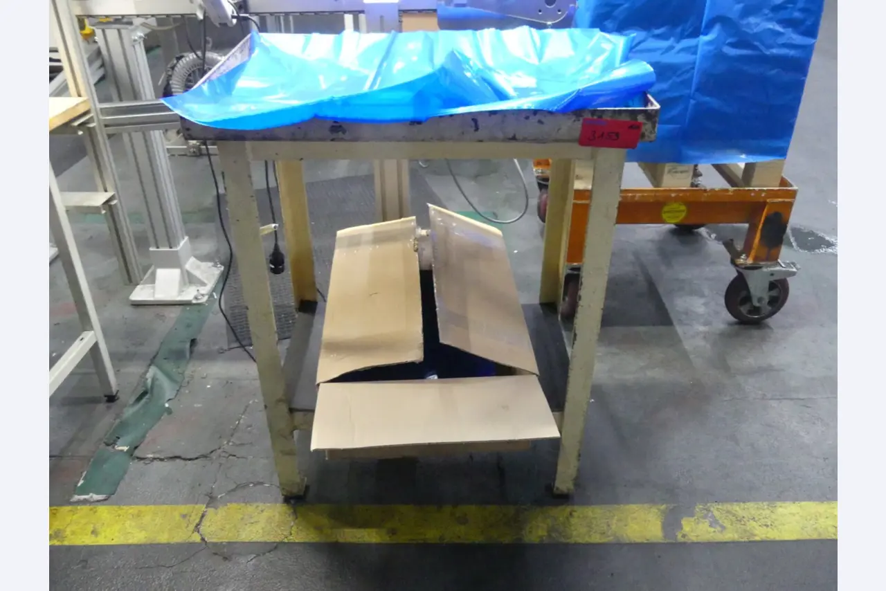 Bearbeitungszentren, metallbearbeitende Maschinen und Produktionslinien aus der Automobilindustrie-1