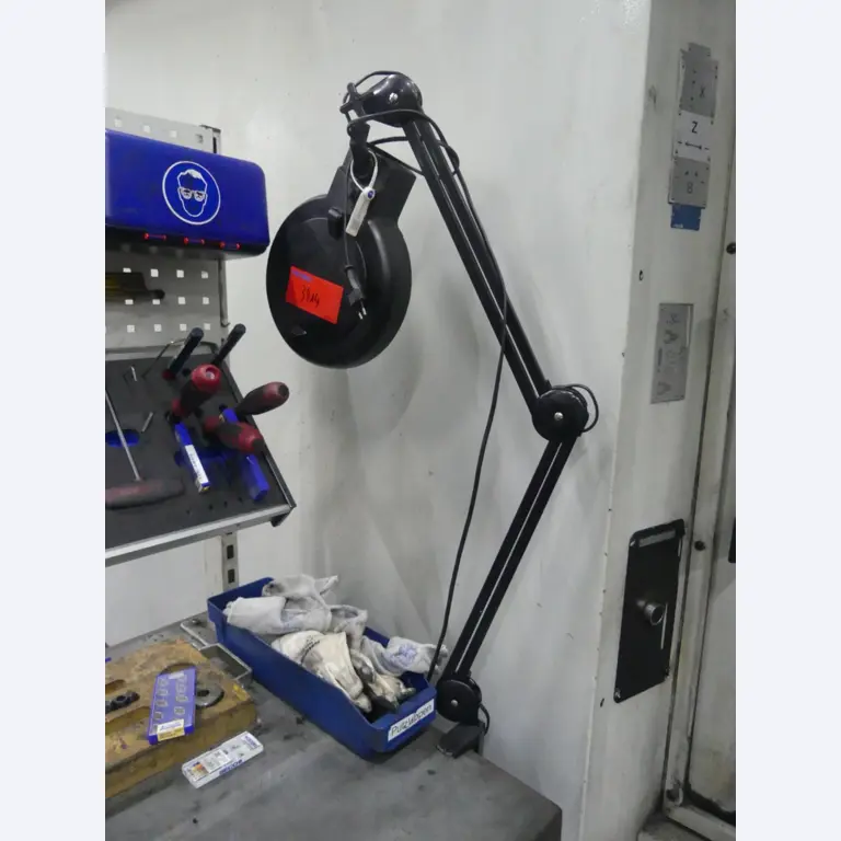 Centres d'usinage, machines-outils et lignes de production pour l'industrie automobile-1
