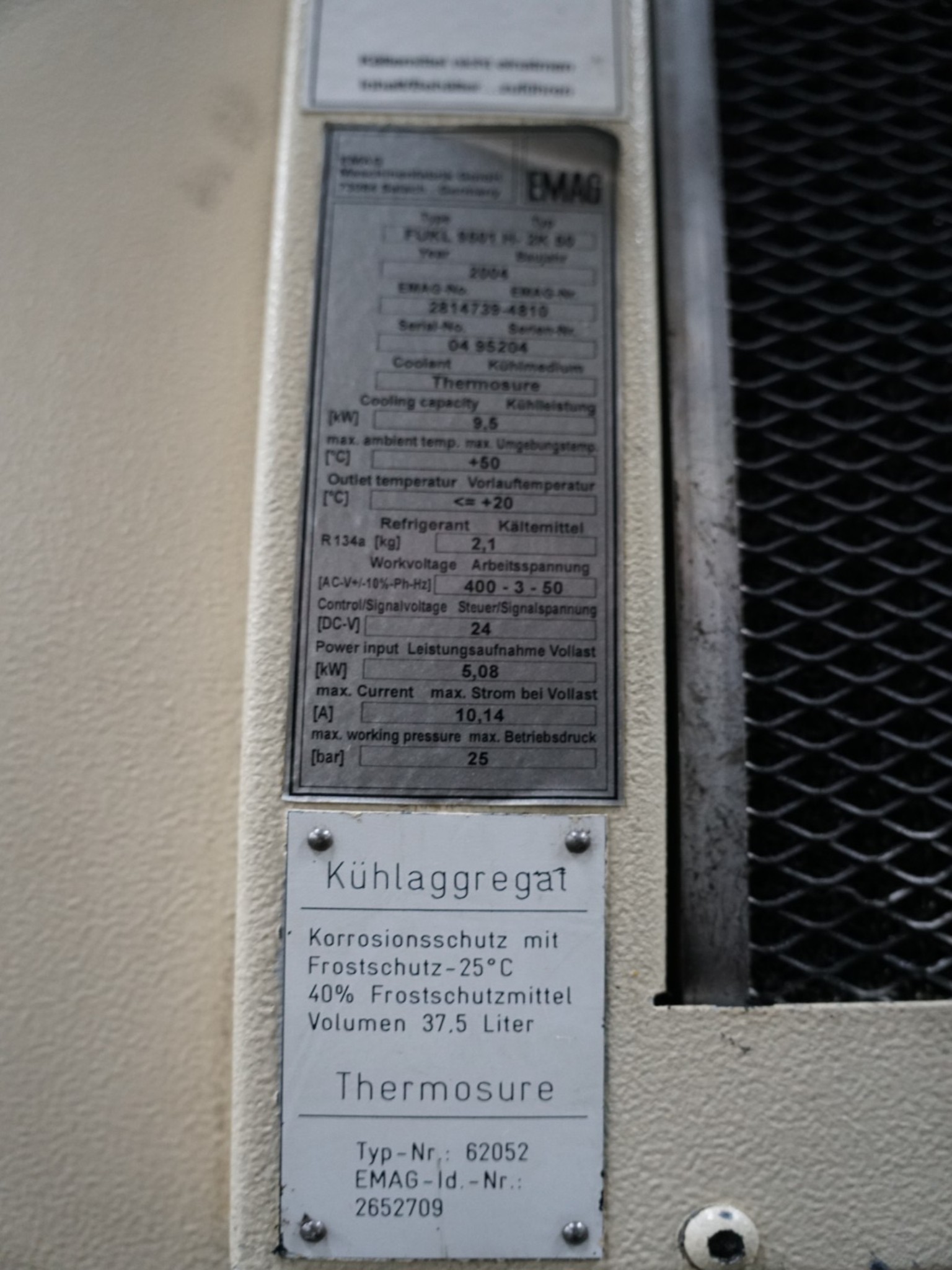 Bearbeitungszentren, metallbearbeitende Maschinen und Produktionslinen aus der Automobilindustrie-2