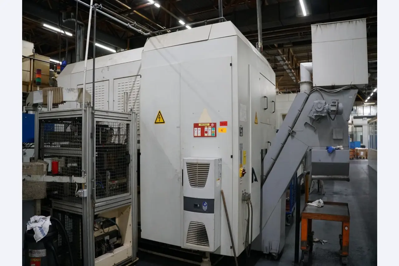 Bearbeitungszentren, metallbearbeitende Maschinen und Produktionslinen aus der Automobilindustrie-1