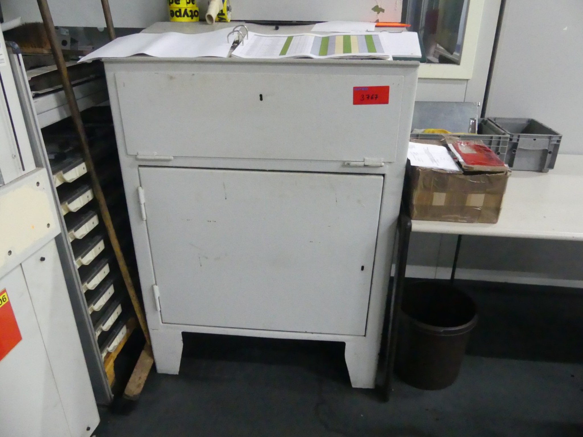 Bearbeitungszentren, metallbearbeitende Maschinen und Produktionslinen aus der Automobilindustrie-1