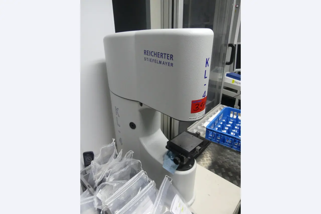 Machining centers, metalworking machines and production lines from the automotive industry-4