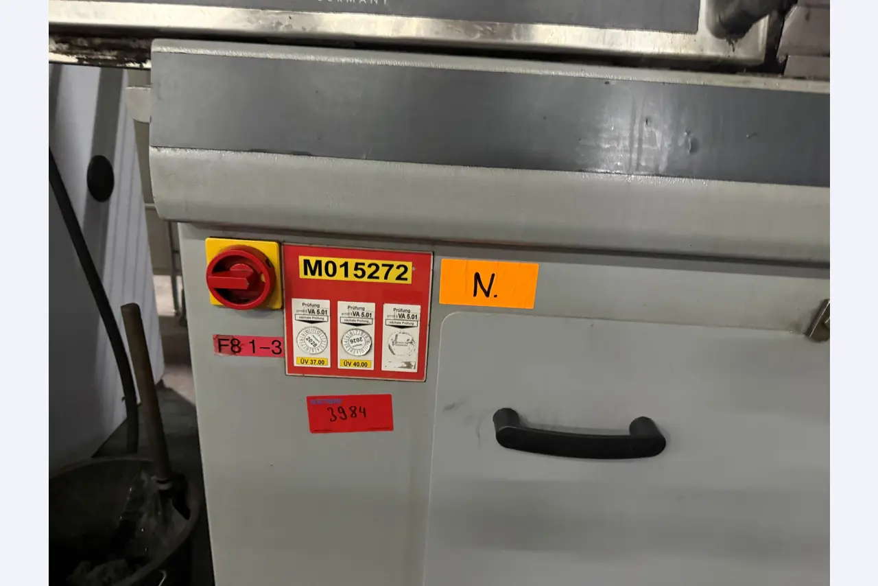 Centra obróbcze, maszyny do obróbki metali i linie produkcyjne stosowane w przemyśle motoryzacyjnym-3