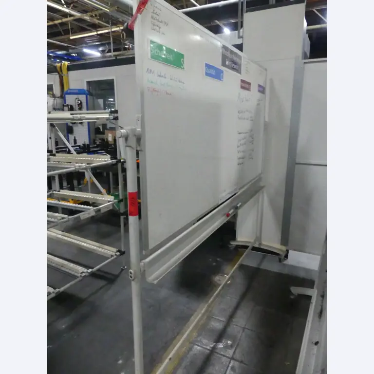 Bearbeitungszentren, metallbearbeitende Maschinen und Produktionslinen aus der Automobilindustrie-2