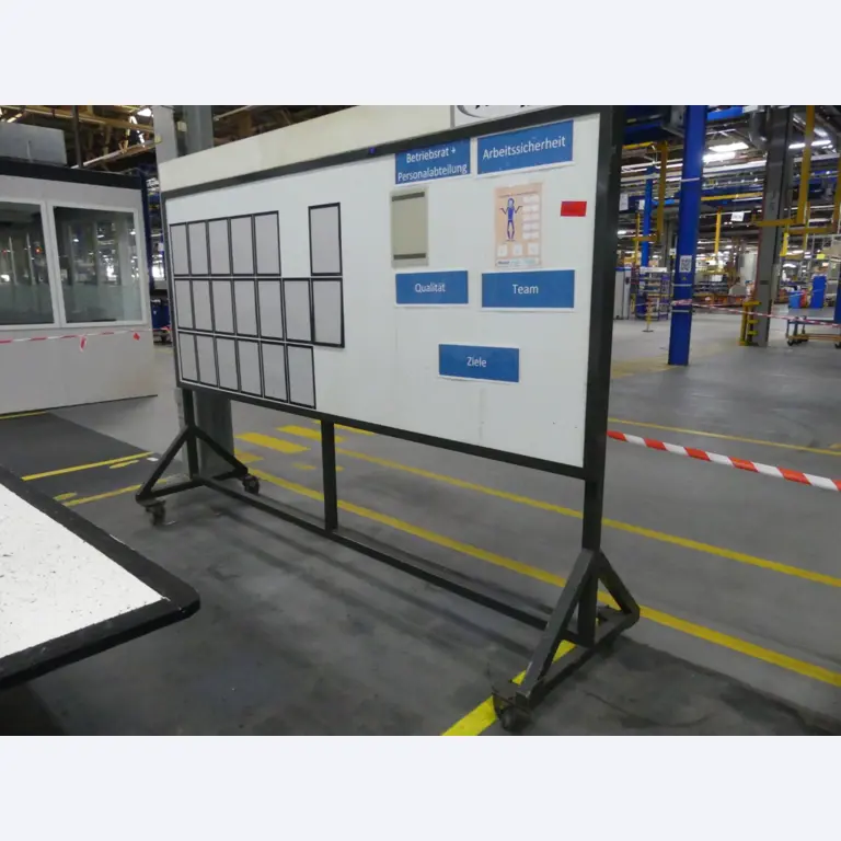 Bearbeitungszentren, metallbearbeitende Maschinen und Produktionslinen aus der Automobilindustrie-2