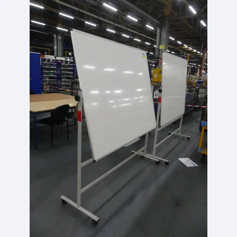 Bearbeitungszentren, metallbearbeitende Maschinen und Produktionslinen aus der Automobilindustrie-2