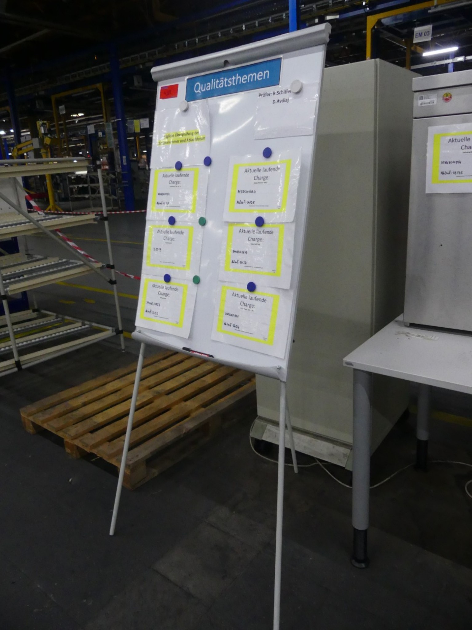 Bearbeitungszentren, metallbearbeitende Maschinen und Produktionslinen aus der Automobilindustrie-2