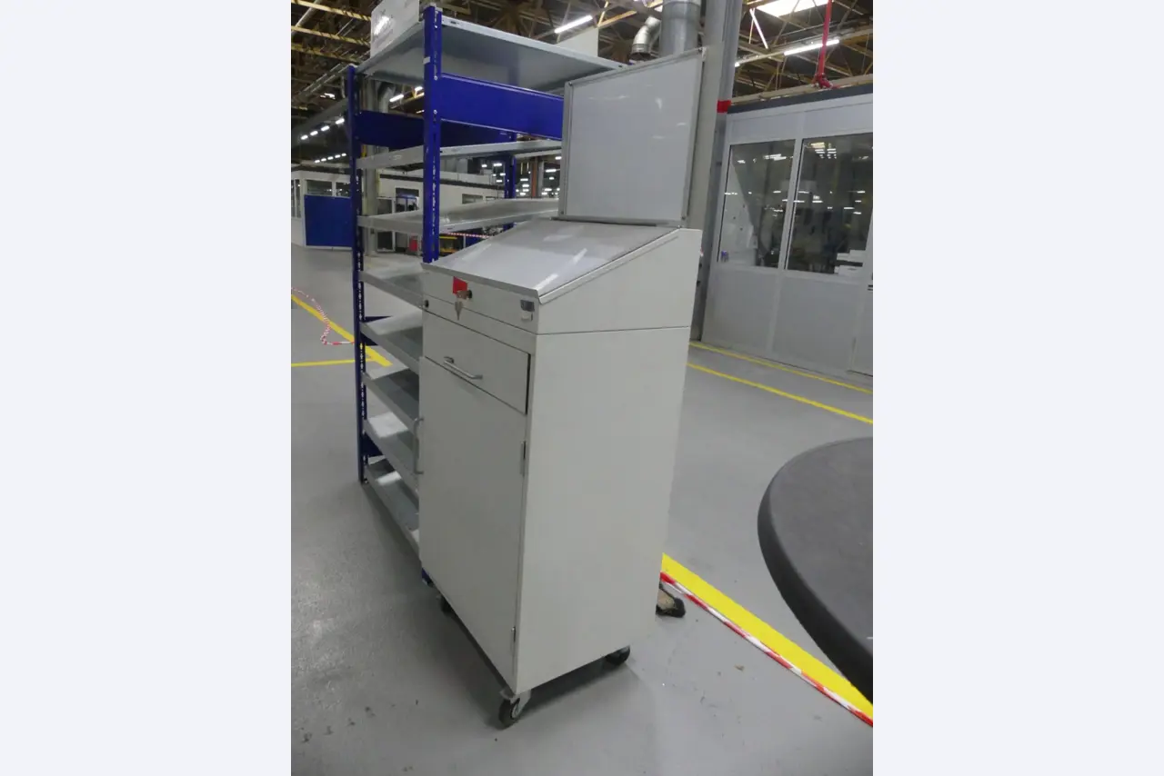 Centros de maquinagem, máquinas para trabalhar metais e linhas de produção da indústria automóvel-2