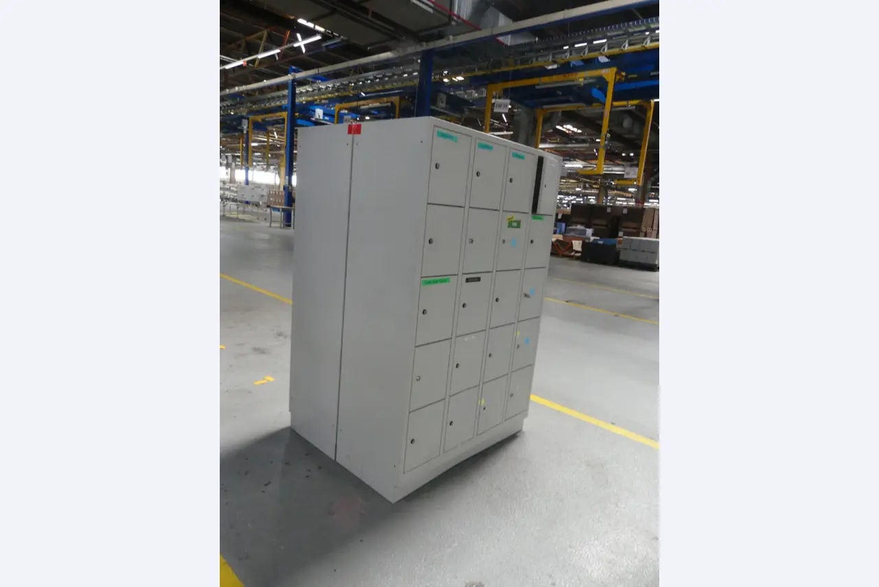 Centros de maquinagem, máquinas para trabalhar metais e linhas de produção da indústria automóvel-2