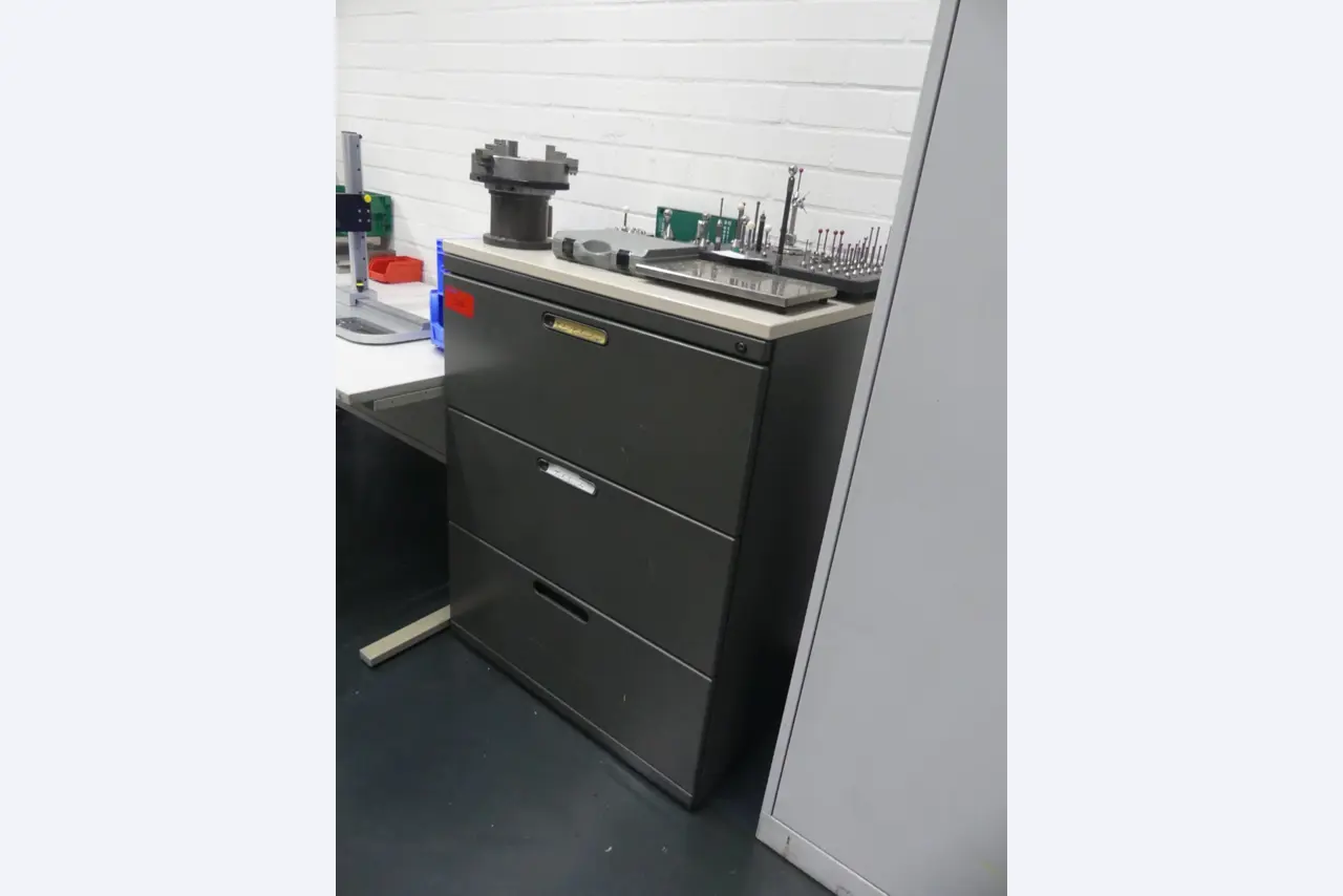 Machining centers, metalworking machines and production lines from the automotive industry-1