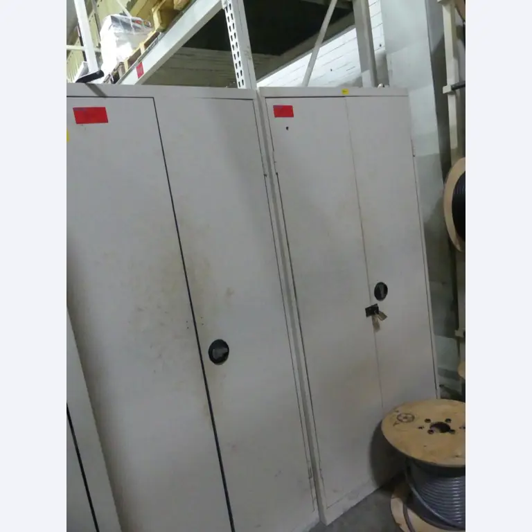 Bearbeitungszentren, metallbearbeitende Maschinen und Produktionslinen aus der Automobilindustrie-4