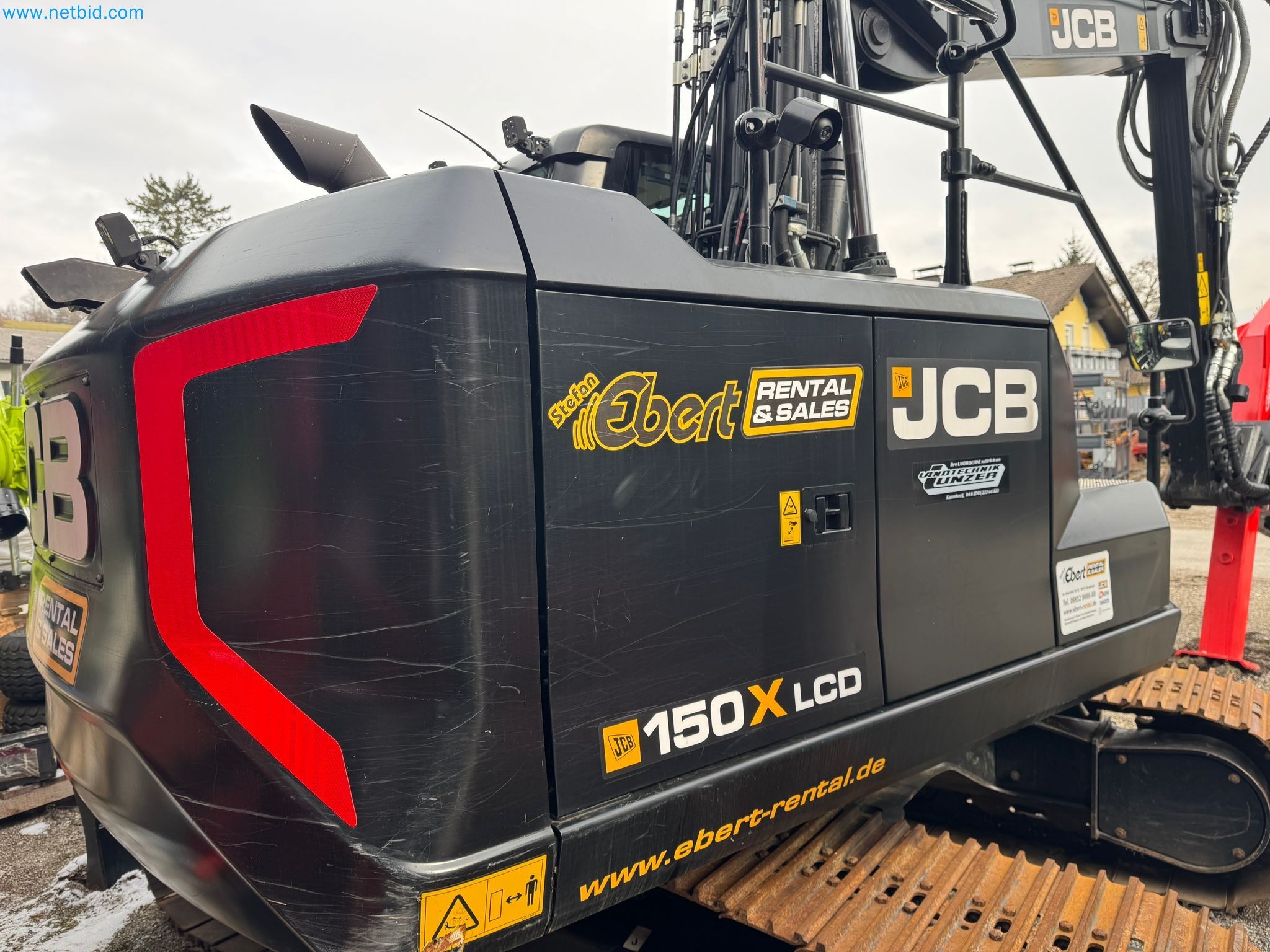 JCB excavator and Nisula forestry harvester-12