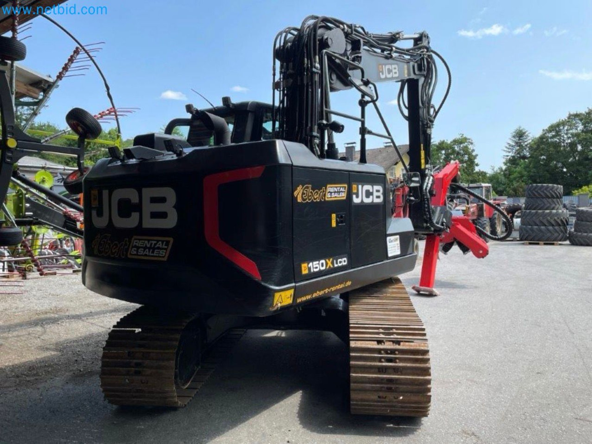 JCB excavator and Nisula forestry harvester-21