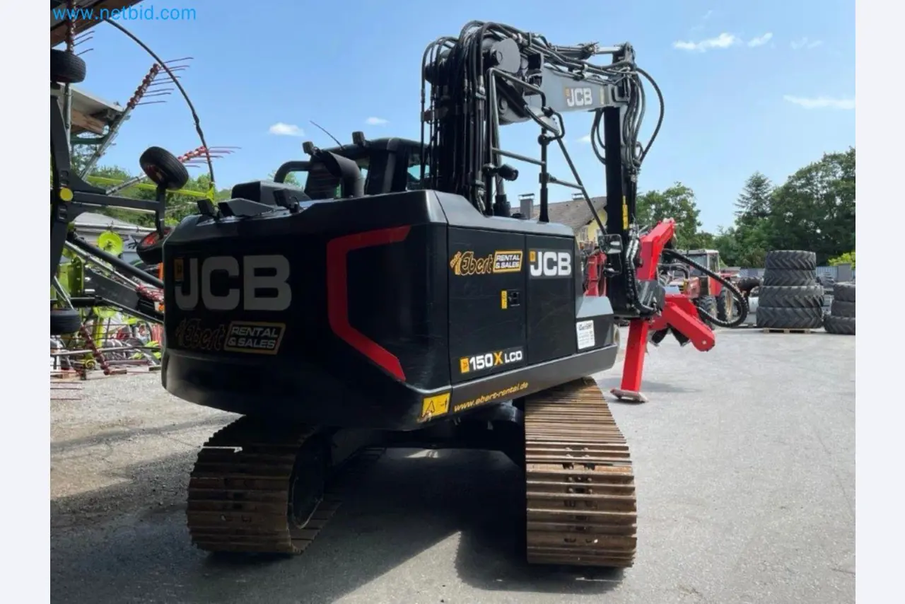 JCB excavator and Nisula forestry harvester-21