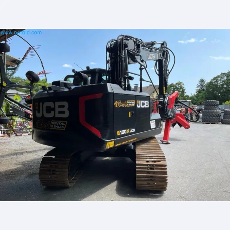 JCB excavator and Nisula forestry harvester-21