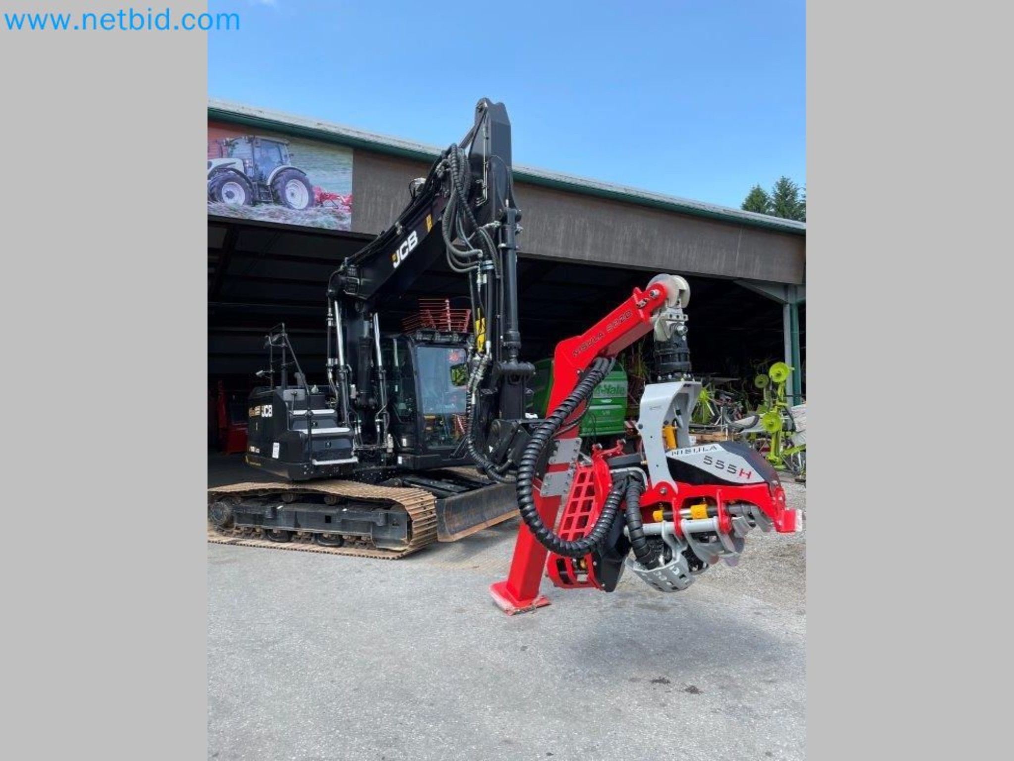 JCB excavator and Nisula forestry harvester-2