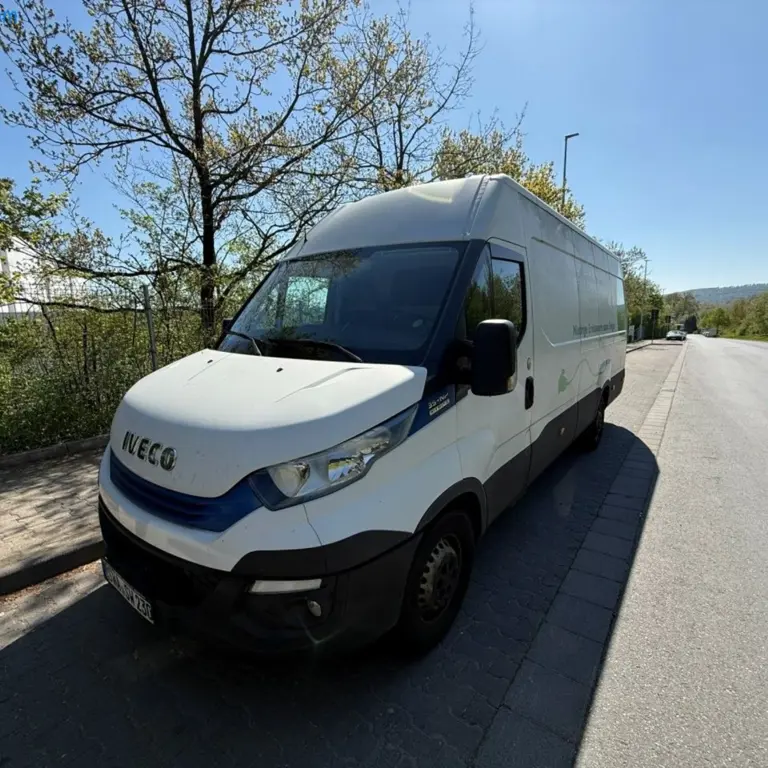 Transporter Iveco 35-NP HI MATIC GAS (IS35SC2AA)