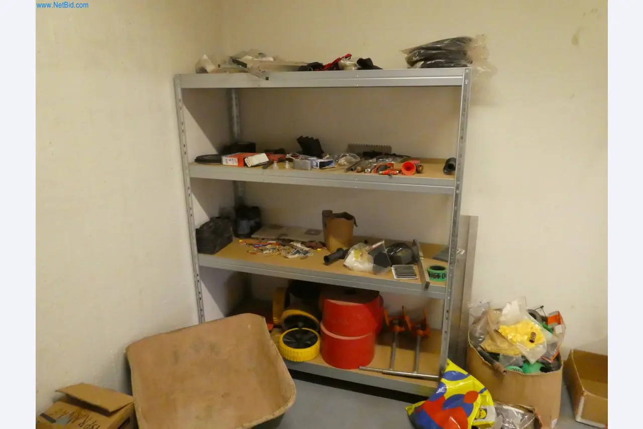 Maschinen eines Tiefbauunternehmens-2