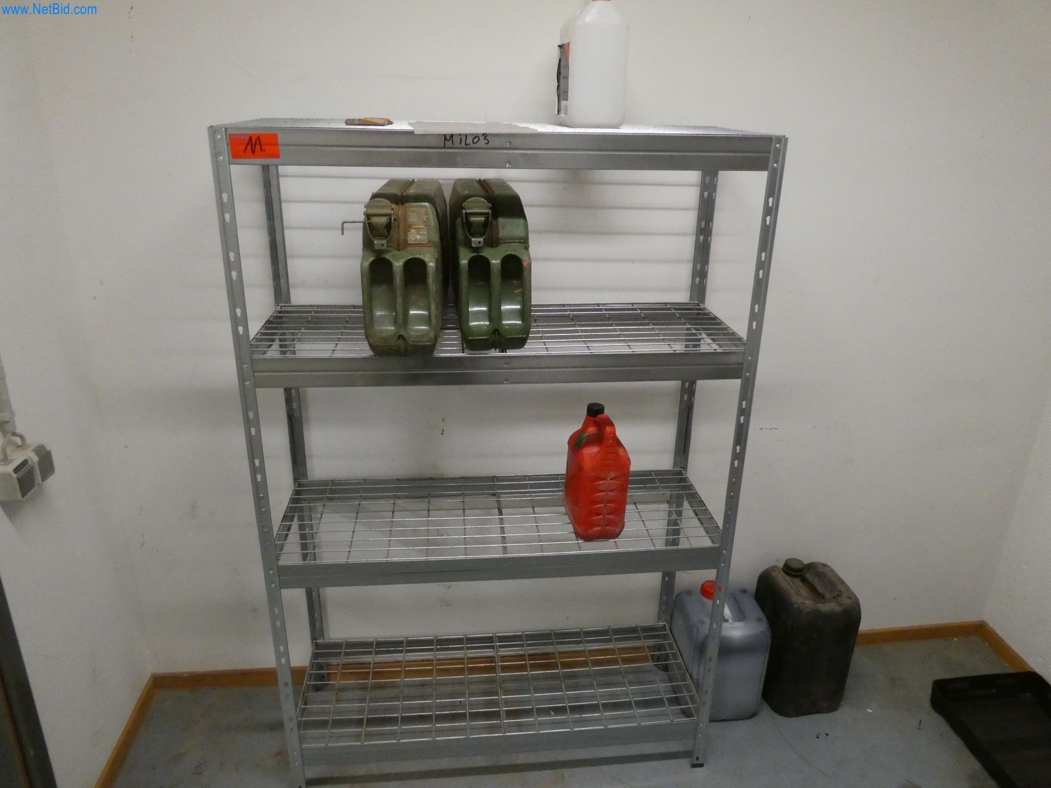 Maschinen eines Tiefbauunternehmens-3
