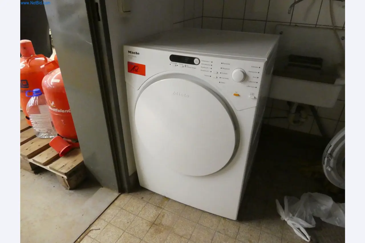 Maschinen eines Tiefbauunternehmens-1