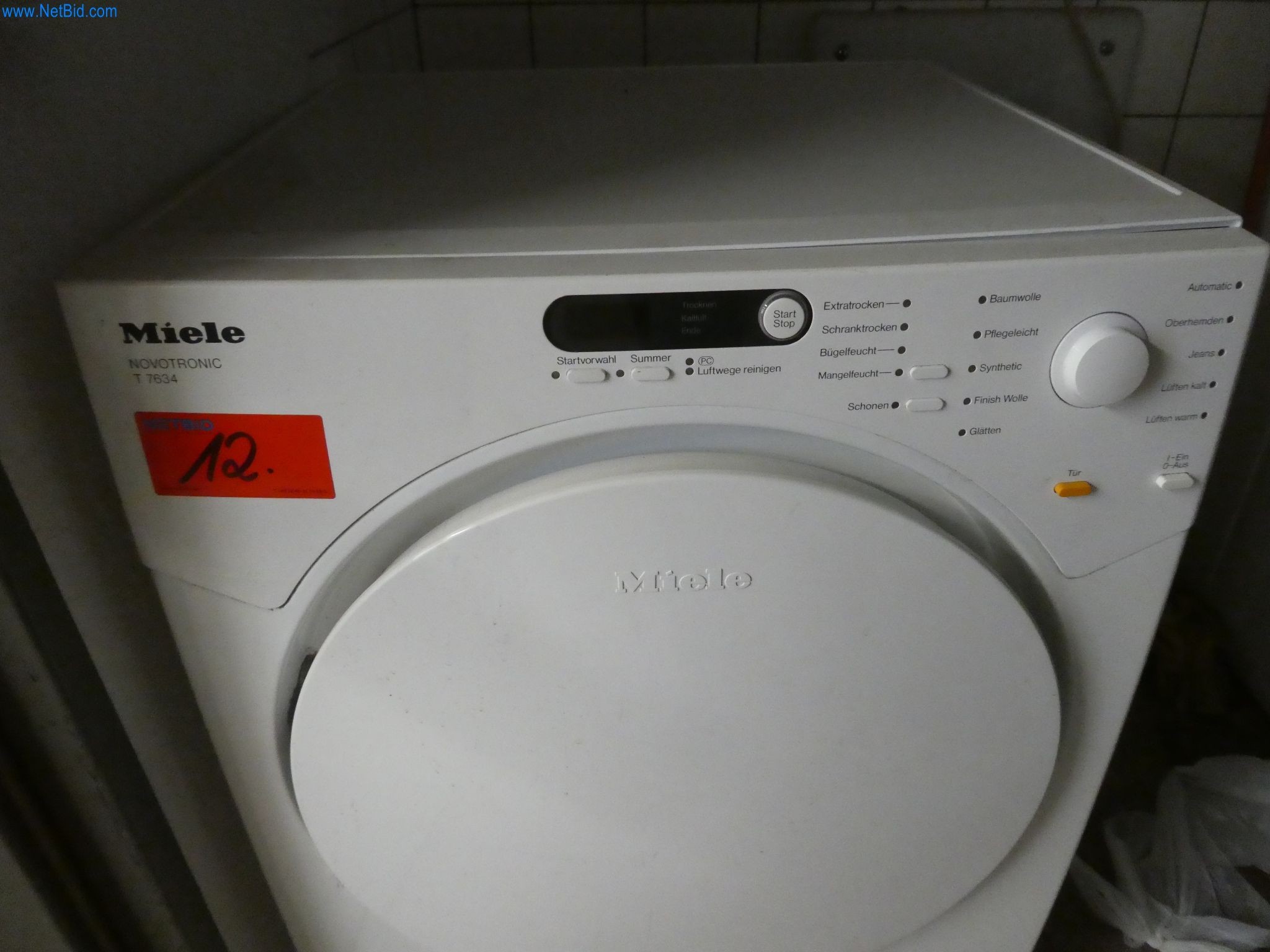 Maschinen eines Tiefbauunternehmens-2