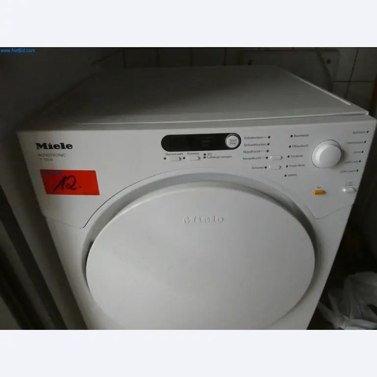 Maschinen eines Tiefbauunternehmens-2