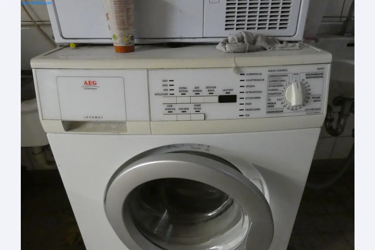 Maschinen eines Tiefbauunternehmens-5