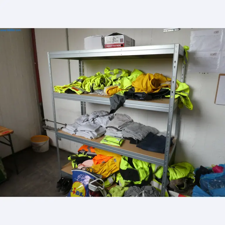 Maschinen eines Tiefbauunternehmens-4