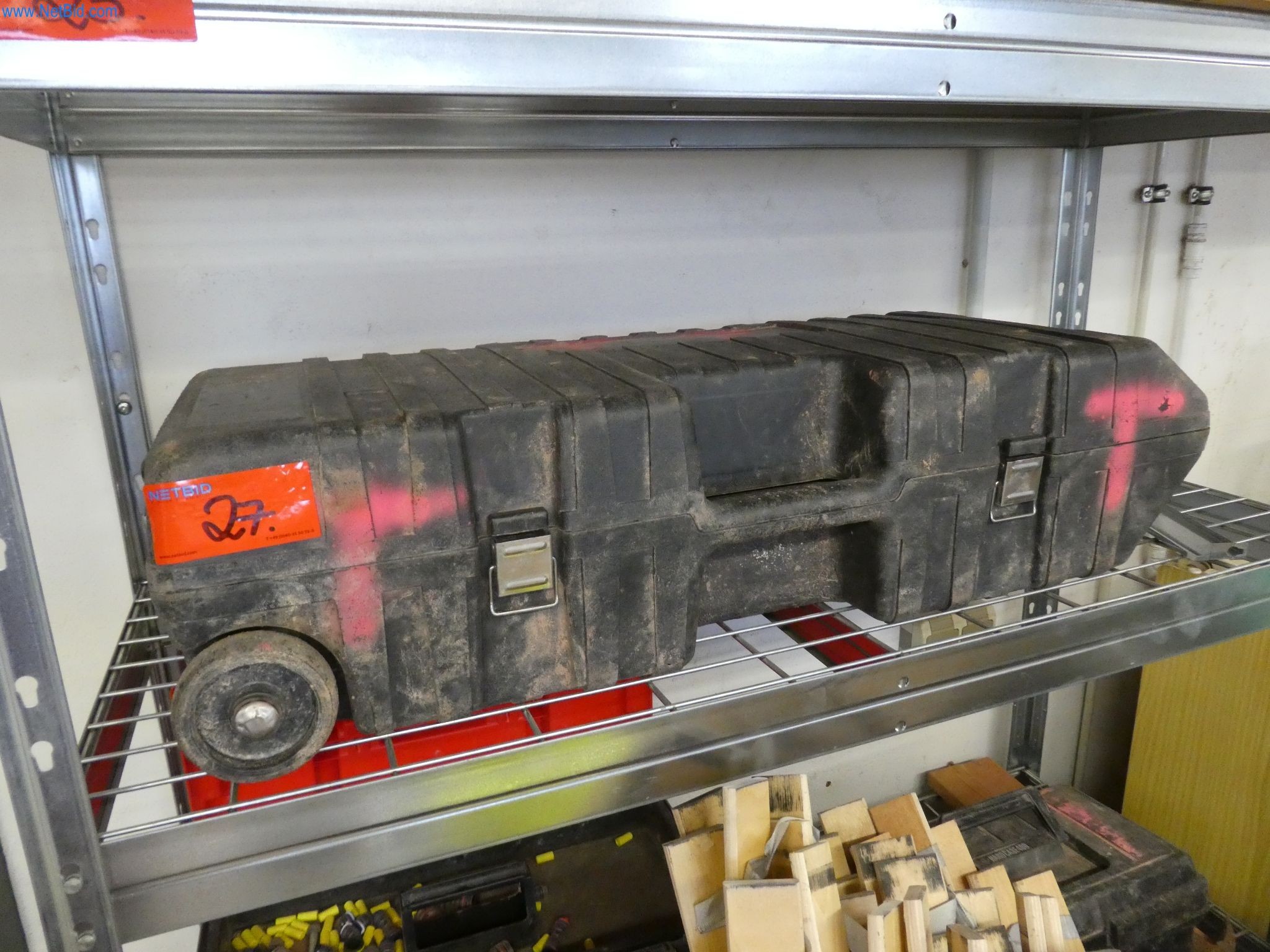 Maschinen eines Tiefbauunternehmens-1