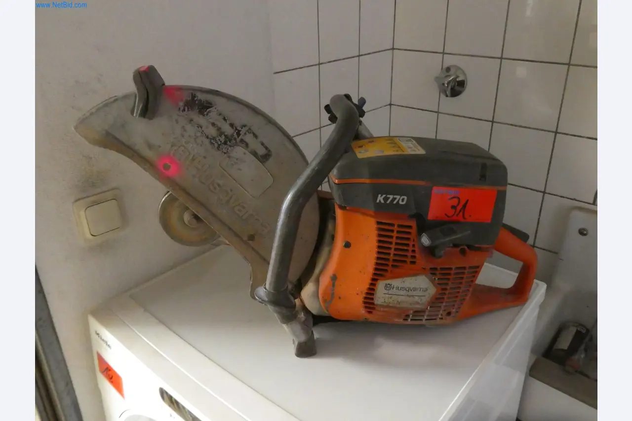 Maschinen eines Tiefbauunternehmens-1