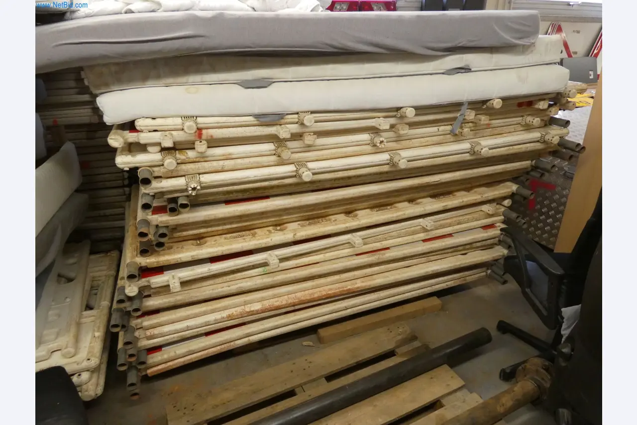 Maschinen eines Tiefbauunternehmens-1