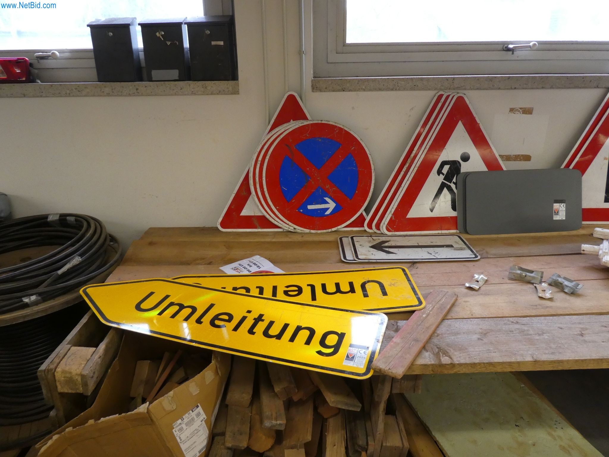 Maschinen eines Tiefbauunternehmens-5