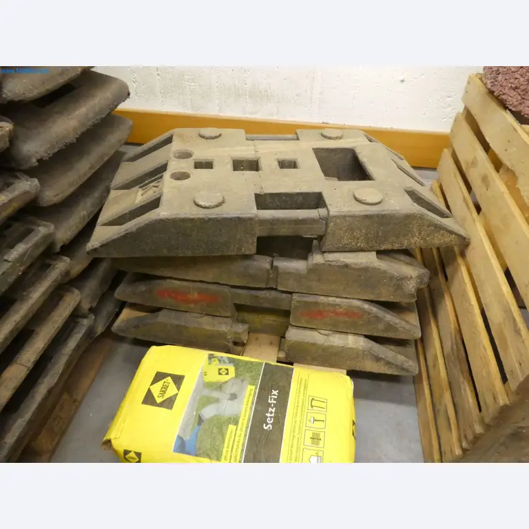 Maschinen eines Tiefbauunternehmens-9