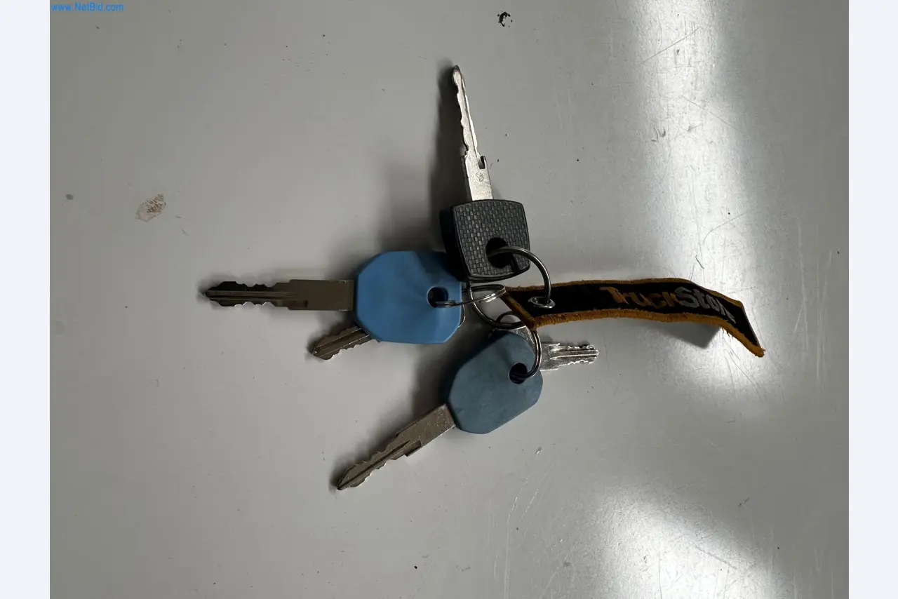 Maschinen eines Tiefbauunternehmens-5