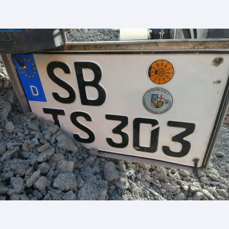 Maschinen eines Tiefbauunternehmens-6