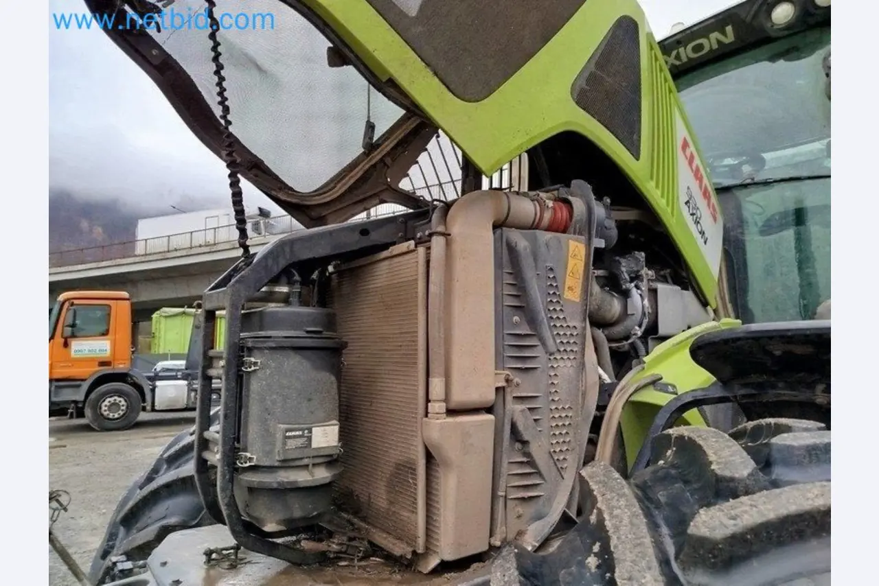 Agricultural machinery in Slovakia-8