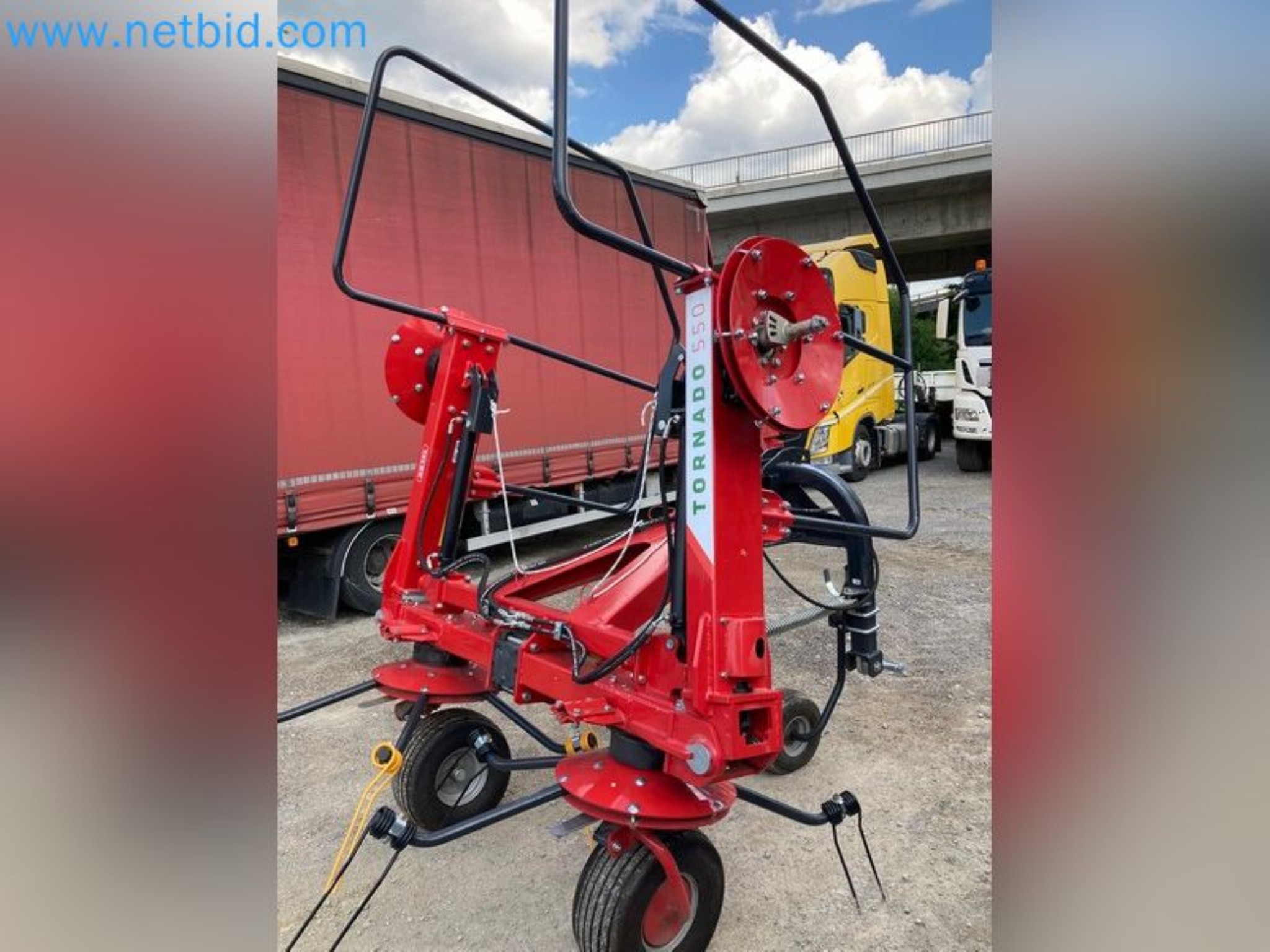 Agricultural machinery in Slovakia-12