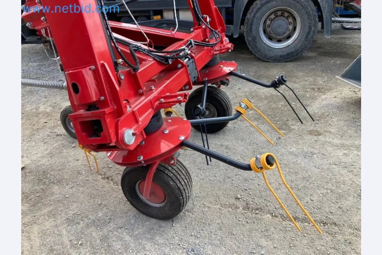 Agricultural machinery in Slovakia-7