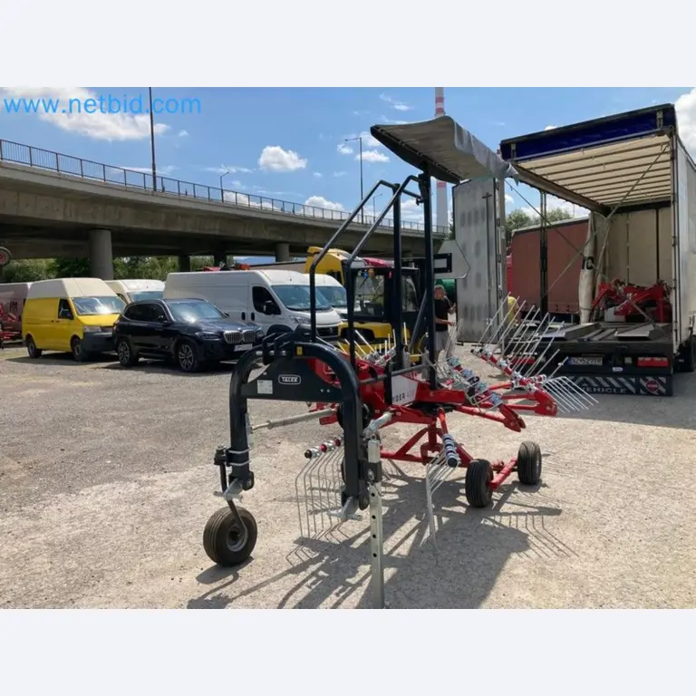 Agricultural machinery in Slovakia-10