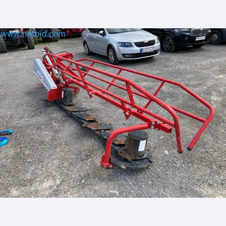 Agricultural machinery in Slovakia-3