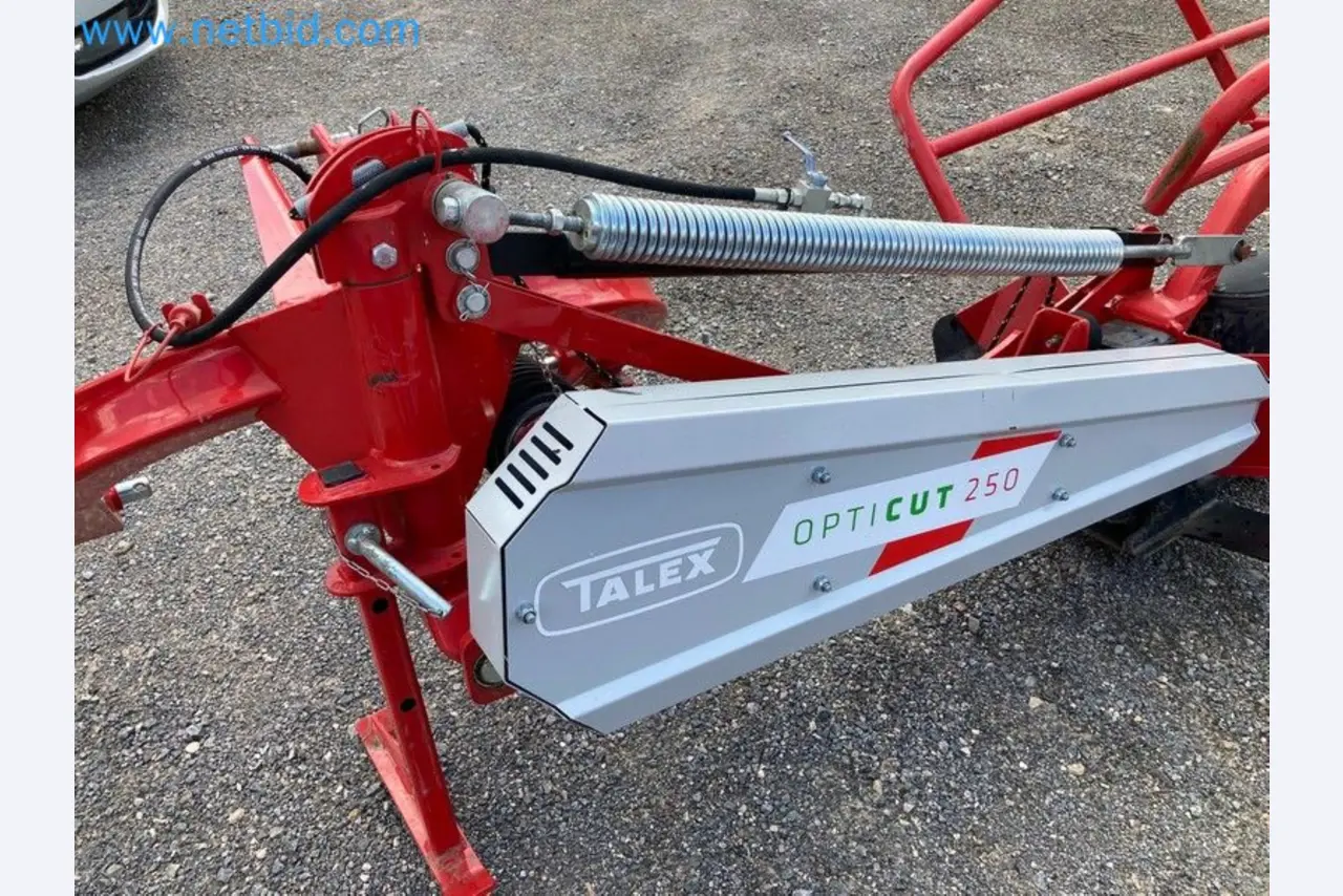 Agricultural machinery in Slovakia-5