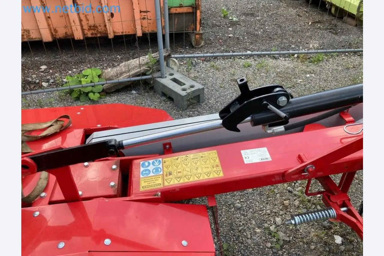 Agricultural machinery in Slovakia-3