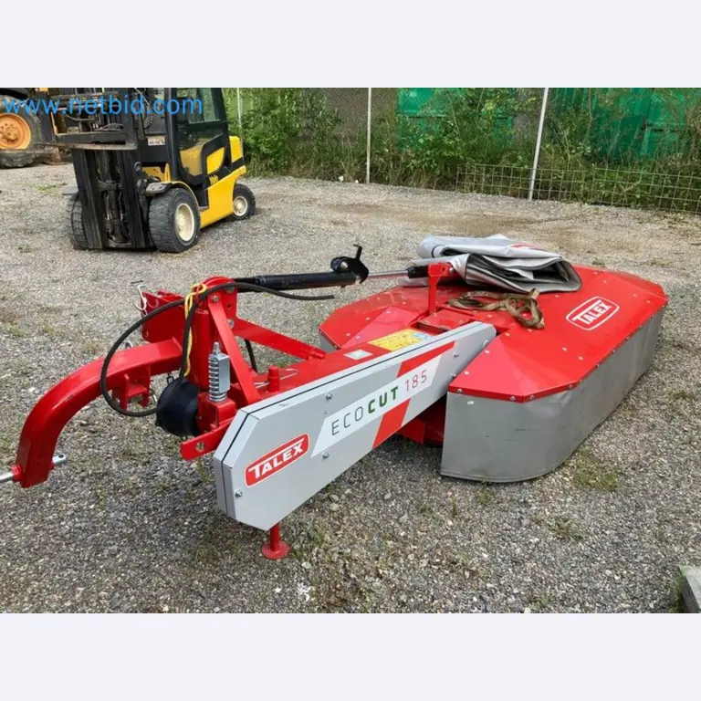 Agricultural machinery in Slovakia-9