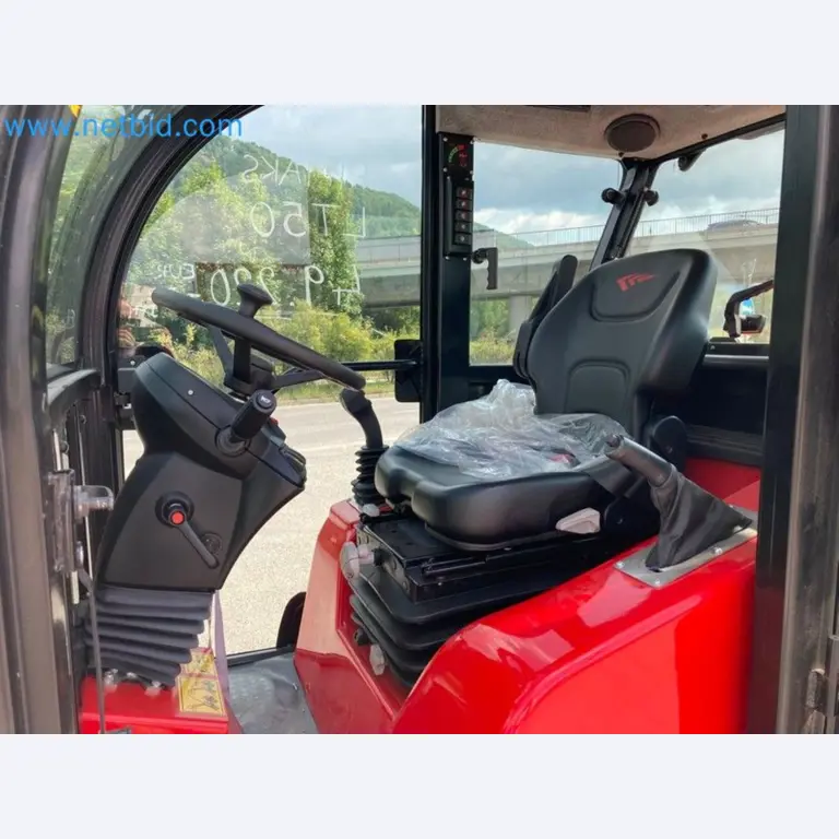 Agricultural machinery in Slovakia-13