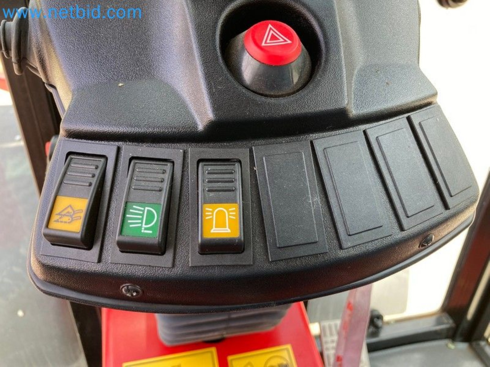 Agricultural machinery in Slovakia-16