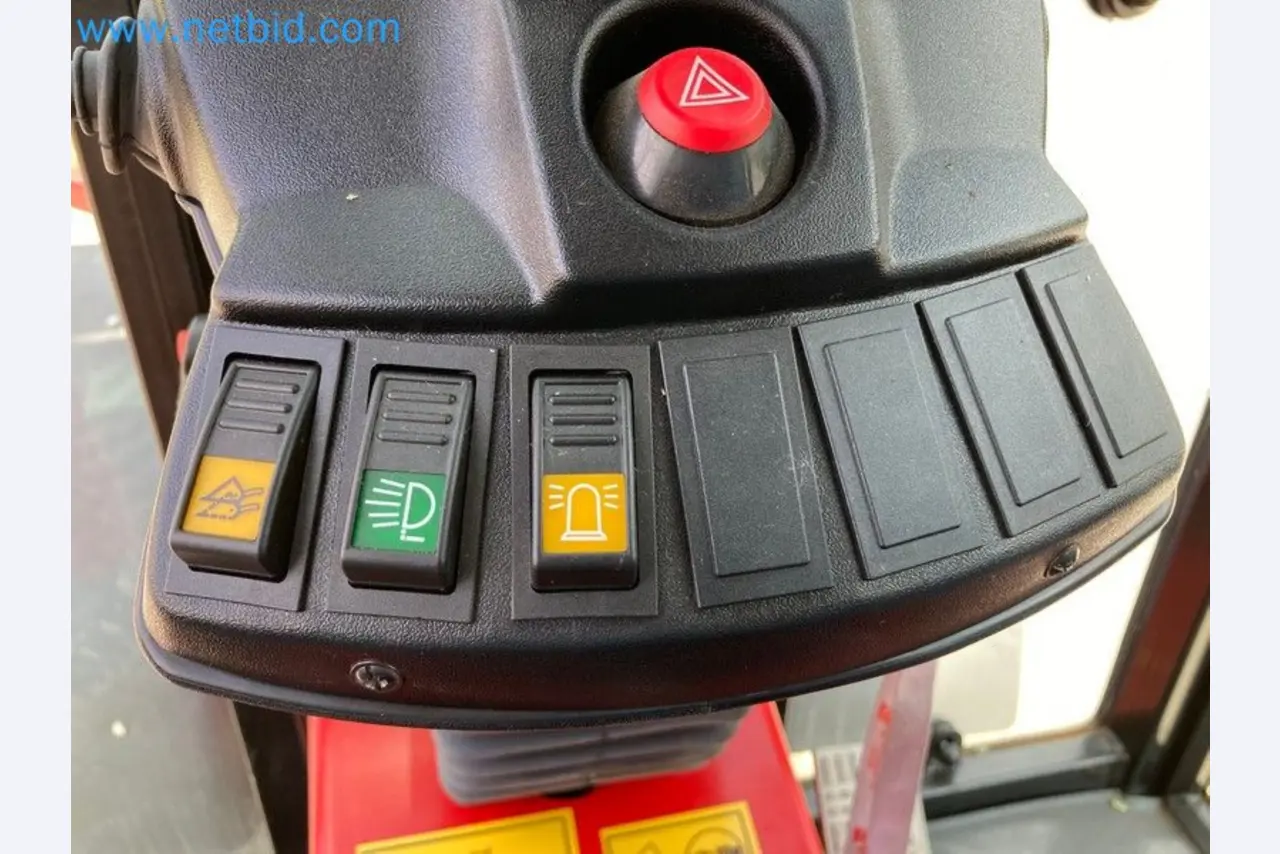 Agricultural machinery in Slovakia-16