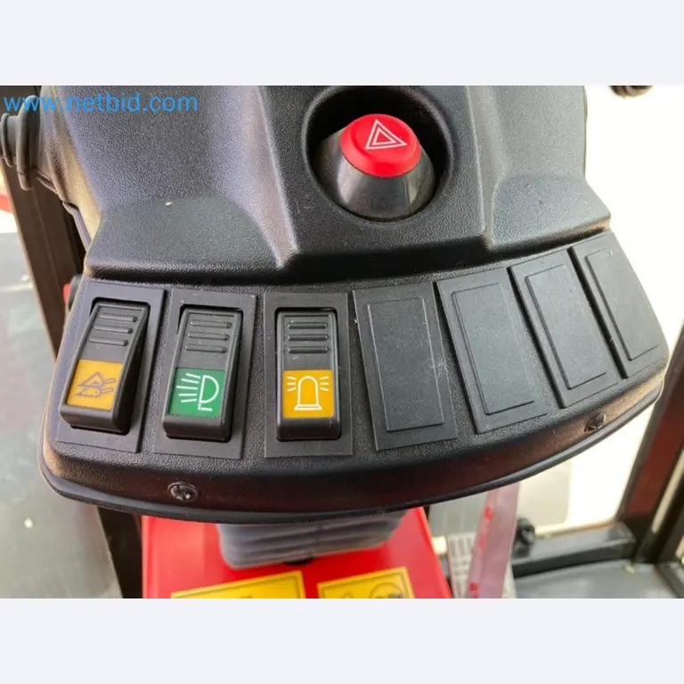 Agricultural machinery in Slovakia-16