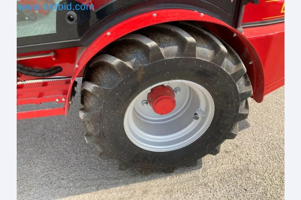 Agricultural machinery in Slovakia-3